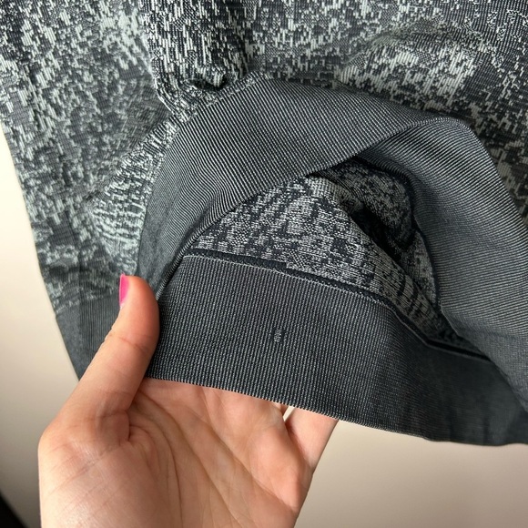 Lululemon Swiftly Breathe Short Sleeve - Picture 5 of 7